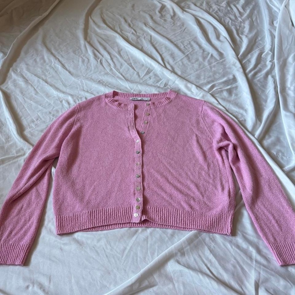 Zara Pink Cropped Knit Cardigan Button Front Crew Neck Sweater Women's